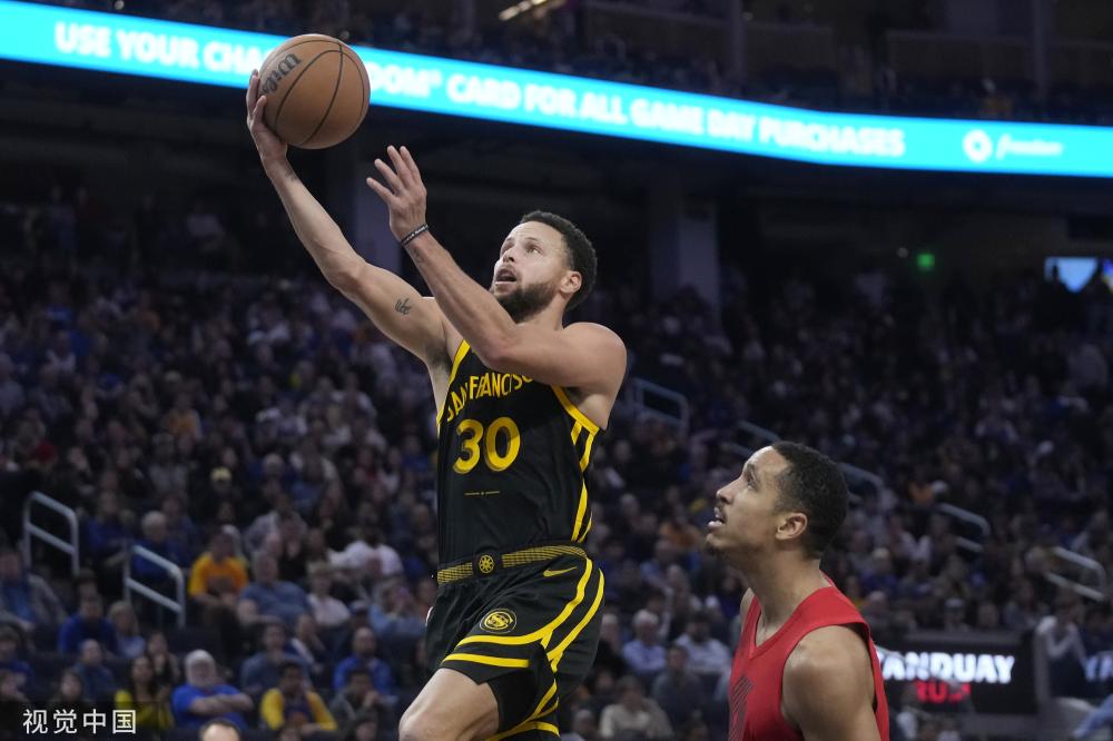 而是贯穿在 而是贯穿在